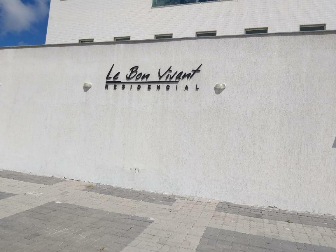 Apartamento Com Vista Para O Mar - Le Bon Vivant أرايال دو كابو المظهر الخارجي الصورة